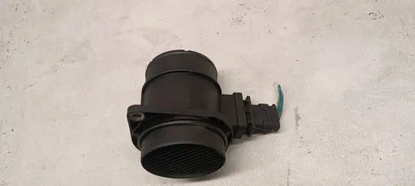 KIA Ceed Mass air flow meter 9021050002 272299441 281642A500