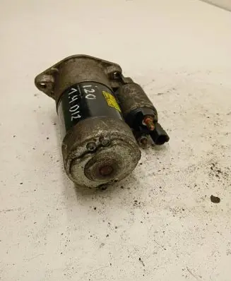 Hyundai i30 Starter motor 1250295 36100 SL261100