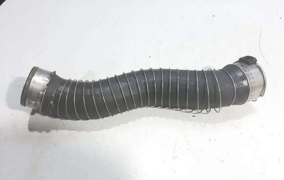 Intercooler hose/pipe