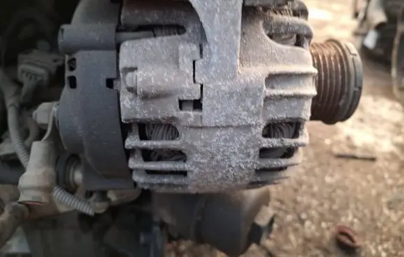 Opel Insignia A Generator/alternator