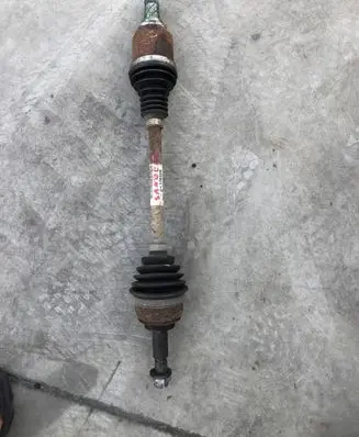 Dacia Sandero II Front driveshaft 391017832R
