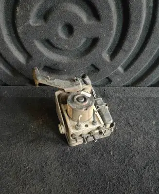 Ford Fiesta ABS Pump 8V512M110AD