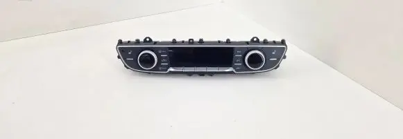 Audi Q7 4M Climate control unit 4M0820043AD 5HB01311080