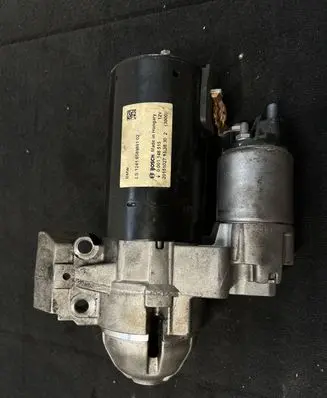 BMW 5 G30 G31 Starter motor 000148515 8589891