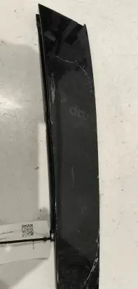 Seat Alhambra (Mk2) Front door glass trim molding 7N0837902