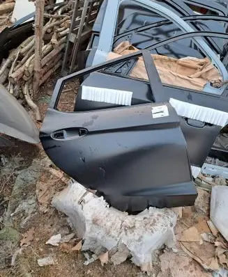 Ford Fiesta Rear door 2086309