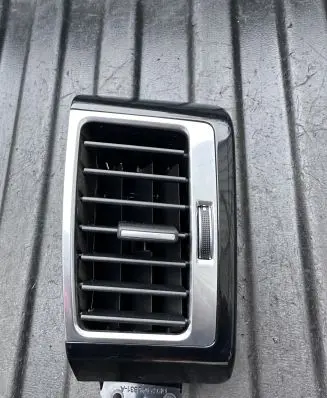 Land Rover Discovery 5 Dashboard side air vent grill/cover trim DK62046B31A HY3201815AA