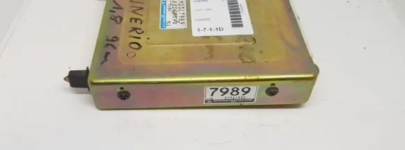 Mitsubishi Space Runner Engine control unit/module MD317989 E2T62592