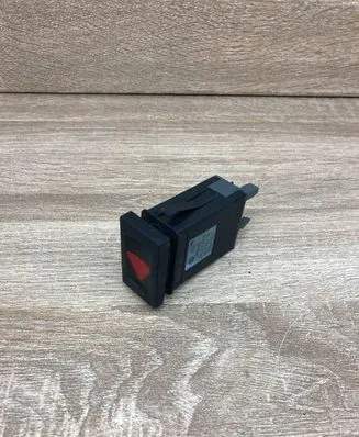 Volkswagen PASSAT B5 Hazard light switch 3B0953235B