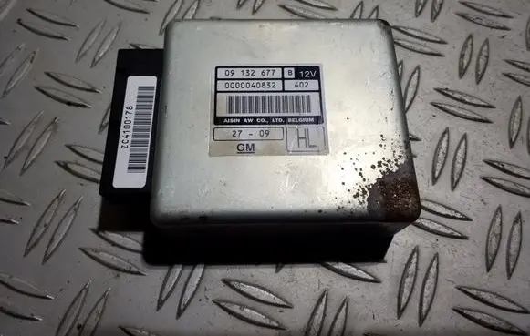 Opel Zafira A Gearbox control unit/module 09132677 0000040832