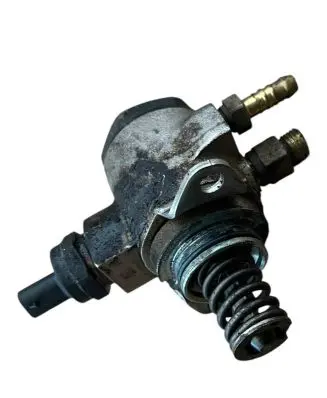 Volkswagen Golf V Fuel injection high pressure pump 03c127026e 1316080020211