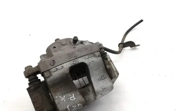 Hyundai Kona I Front brake caliper 
