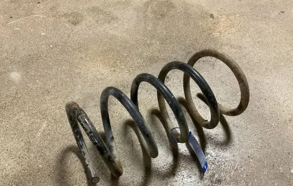 Volvo V70 Rear coil spring 