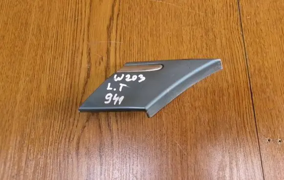Mercedes-Benz C W203 Rear fender molding trim A2036905362