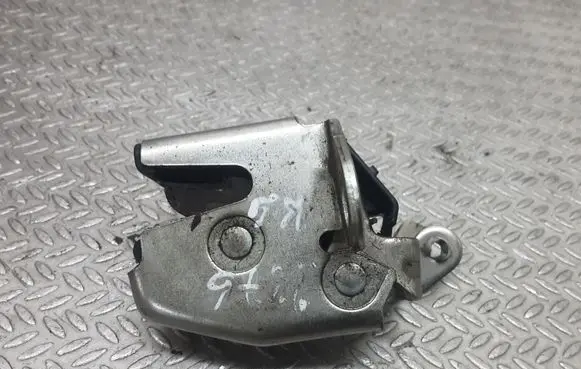 Fiat Doblo Front door lock (next to the handle) 