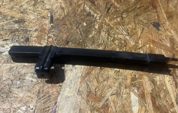 Nissan Navara D23 Sliding door middle roller runner FF4JAR