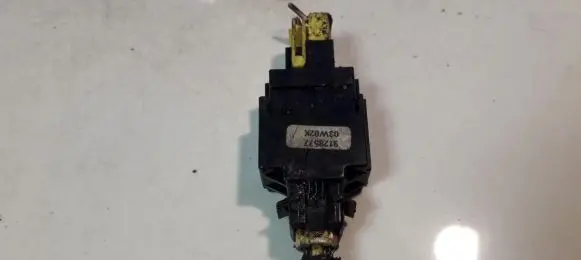 Volvo S40, V40 Brake pedal sensor switch 9128577