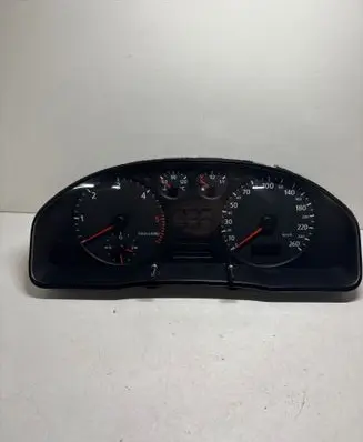 Audi A4 S4 B5 8D Speedometer (instrument cluster) 8D0919860E 110008870001