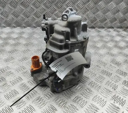 Mercedes-Benz EQA Air conditioning (A/C) compressor (pump) A0008307704