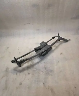 Volvo XC90 Front wiper linkage and motor 180327