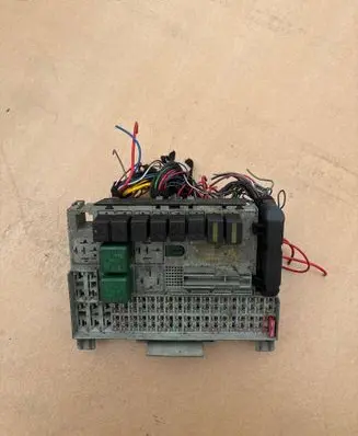 Opel Vectra B Fuse box set 90583459