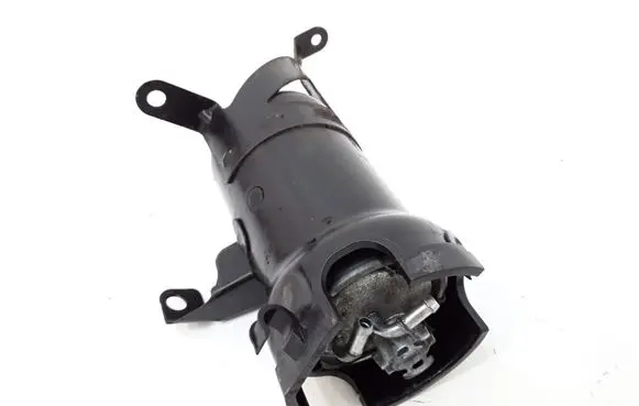 Audi A4 S4 B6 8E 8H Fuel filter housing 