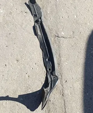 Audi Q7 4L Fender end trim 4L0821112