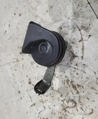 Volvo S60 Horn signal A046522