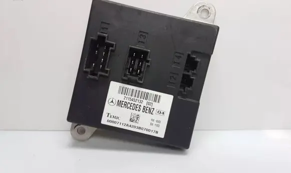 Mercedes-Benz E W211 Comfort/convenience module 2115452132