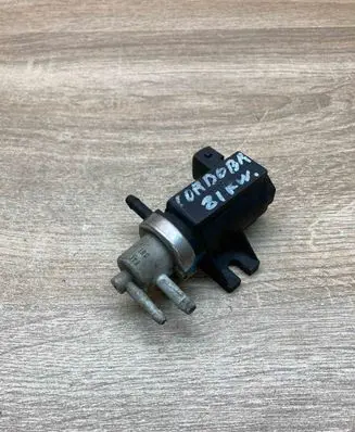 Volkswagen PASSAT B5 Turbo solenoid valve 1H0906627A