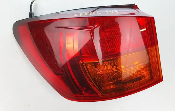 Lexus IS 220D-250-350 Rear/tail lights