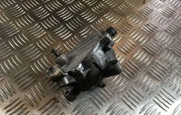 Volvo S60 Vacuum pump 03677904