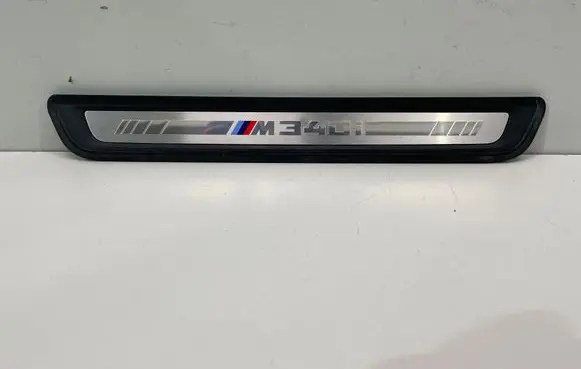 BMW 3 G20 G21 Front sill trim cover 8079724