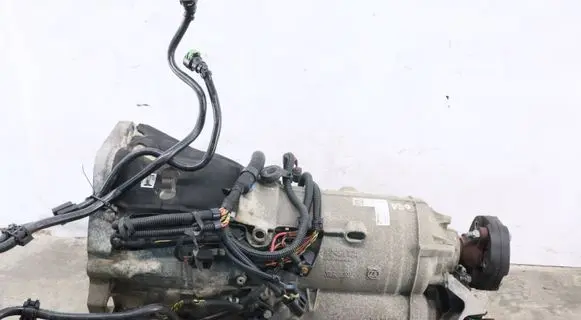 BMW 3 F30 F35 F31 Automatic gearbox GA8P70H 8608218 8605122
