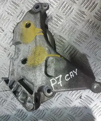 Volkswagen PASSAT B7 Engine mounting bracket 03L199207