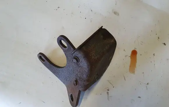 Suzuki Grand Vitara II Other engine part NOCODE