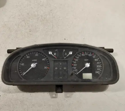Renault Laguna II Speedometer (instrument cluster) 8200002216