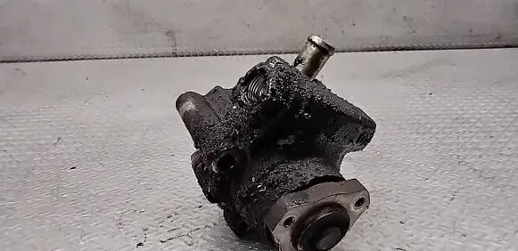 Land Rover Freelander Power steering pump 