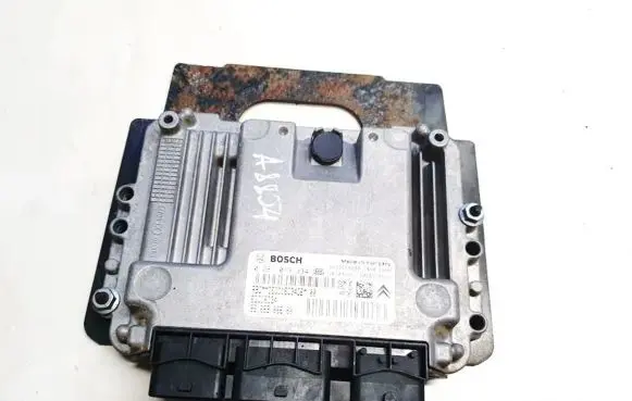 Peugeot 5008 Engine control unit/module 0281013334 9666986680