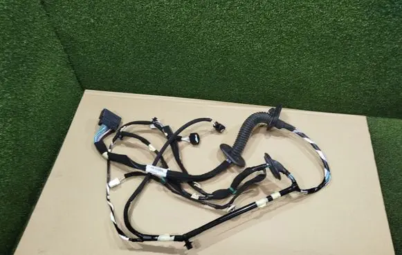 Renault Trafic III (X82) Front door wiring loom 241246557R 242106643R