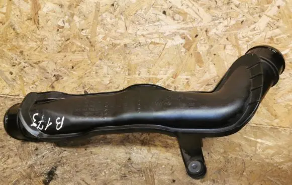 Audi TT TTS Mk2 Intercooler hose/pipe 1k0145770K 1P0145792 1K0145792