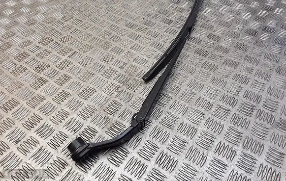 Mitsubishi Eclipse Cross Windshield/front glass wiper blade 