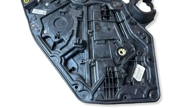 Dodge Charger Rear window lifting mechanism without motor 156054332