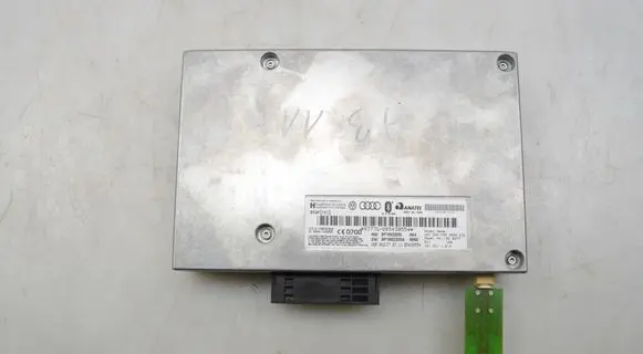Audi A3 S3 8P Bluetooth control unit module 8P1862335