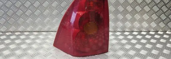 Peugeot 307 Rear/tail lights 26674T0206