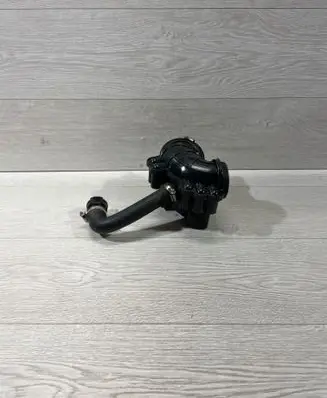 BMW 4 F36 Gran coupe Intake resonator 991000768