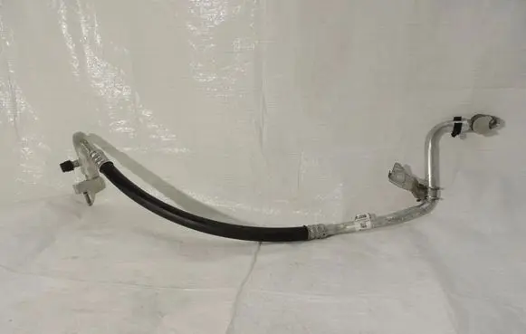 Ford Ecosport Air conditioning (A/C) pipe/hose JN1119F618AB