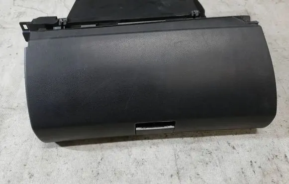 Mercedes-Benz B W245 Glove box set 1005483