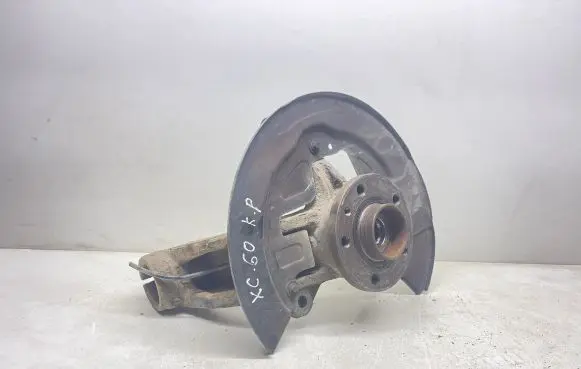 Volvo XC60 Front wheel hub spindle knuckle