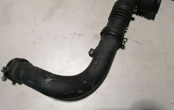 Mazda 6 Intercooler hose/pipe R2AA13231 R2AA1376X